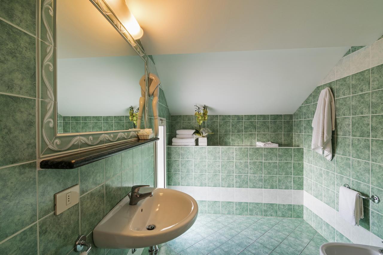 Trevi Family Resort กัตตอลิกา ภายนอก รูปภาพ