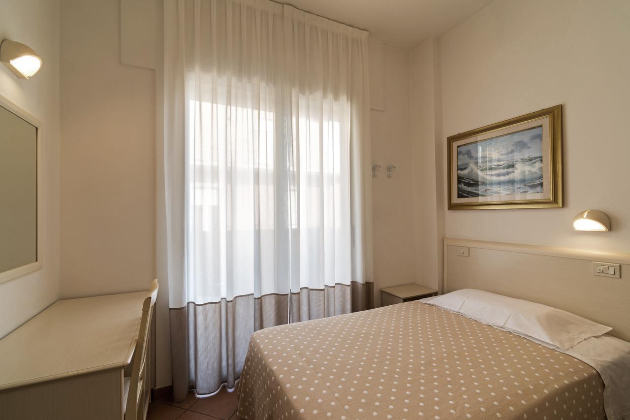 Trevi Family Resort กัตตอลิกา ภายนอก รูปภาพ