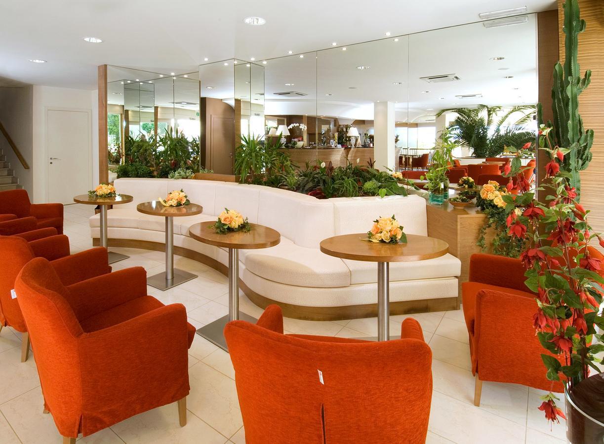 Trevi Family Resort กัตตอลิกา ภายนอก รูปภาพ